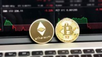 Крипторынок. Ethereum обогнал Биткоин по инвестициям в ETF